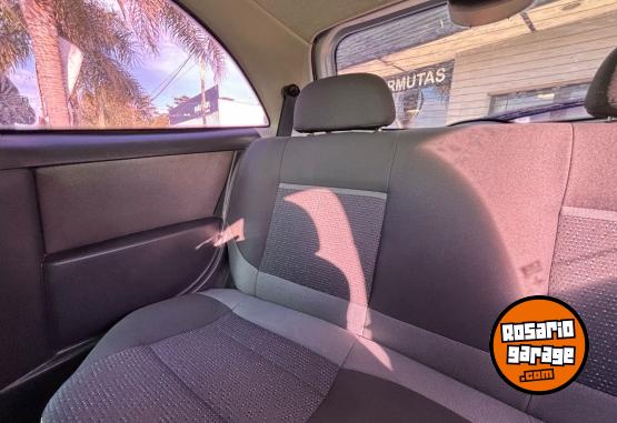 Autos - Chevrolet CELTA LT 2012 Nafta 110000Km - En Venta