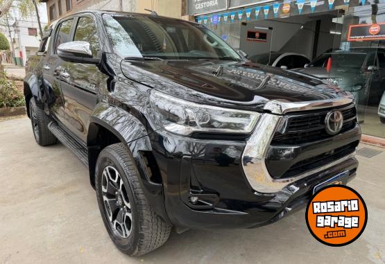 Camionetas - Toyota Hilux srx at 2025 Diesel 45000Km - En Venta