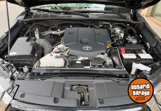 Camionetas - Toyota Hilux srx at 2025 Diesel 45000Km - En Venta