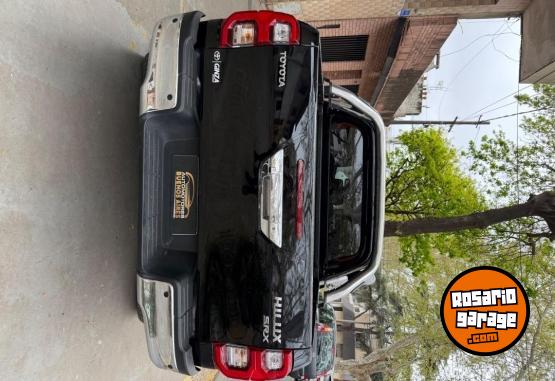 Camionetas - Toyota Hilux srx at 2025 Diesel 45000Km - En Venta