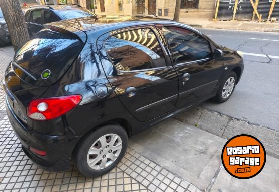 Autos - Peugeot 207 2011 Nafta 150000Km - En Venta