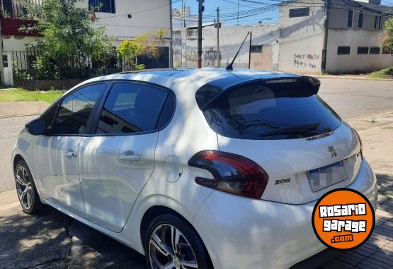 Autos - Peugeot 208 2020 Nafta 66000Km - En Venta