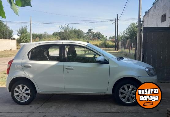 Autos - Toyota Toyota Etios XLS 1.5 6M/T 2016 Nafta 123000Km - En Venta