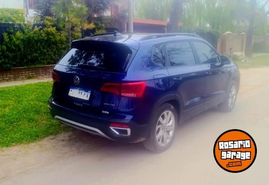 Autos - Volkswagen Taos confortline 2023 Nafta 60200Km - En Venta