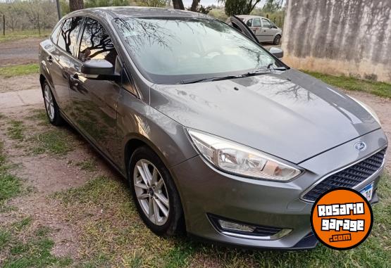 Autos - Ford Focus 2016 Nafta 129000Km - En Venta