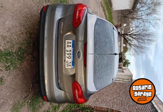 Autos - Ford Focus 2016 Nafta 129000Km - En Venta