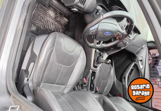 Autos - Ford Focus 2016 Nafta 129000Km - En Venta