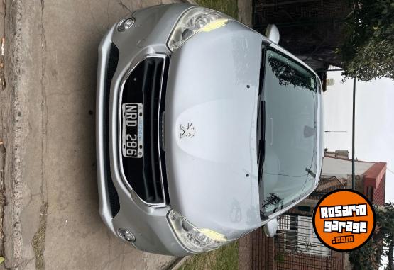 Autos - Peugeot 208 feline 2014 Nafta 83600Km - En Venta