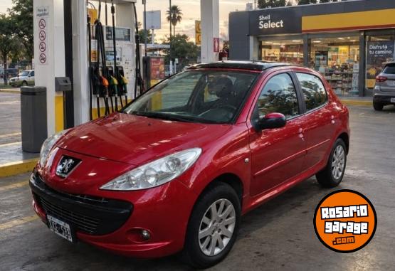 Autos - Peugeot 2010 2010 Nafta 165000Km - En Venta