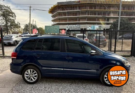 Autos - Volkswagen SURAN 1.6 HIGHLINE 2015 Nafta 116000Km - En Venta