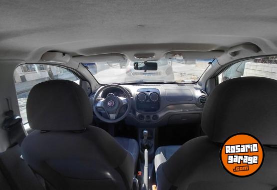 Autos - Fiat PALIO ATTRACTIVE 2013 Nafta 116000Km - En Venta