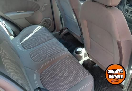 Autos - Fiat PALIO ATTRACTIVE 2013 Nafta 116000Km - En Venta