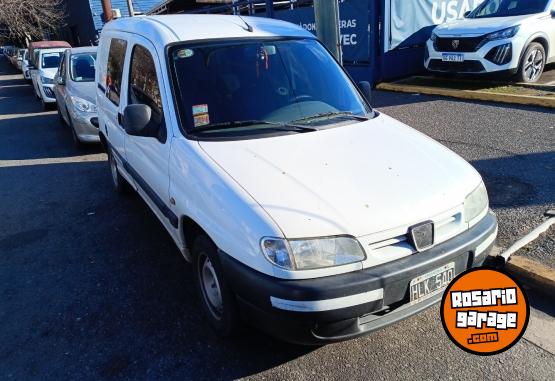 Utilitarios - Peugeot Partner 2008 GNC 141352Km - En Venta