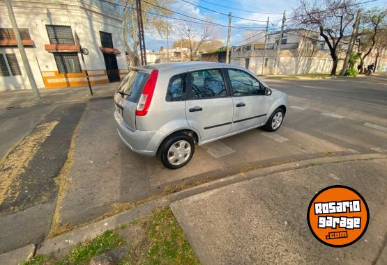 Autos - Ford Fiesta 2010 Nafta 212000Km - En Venta