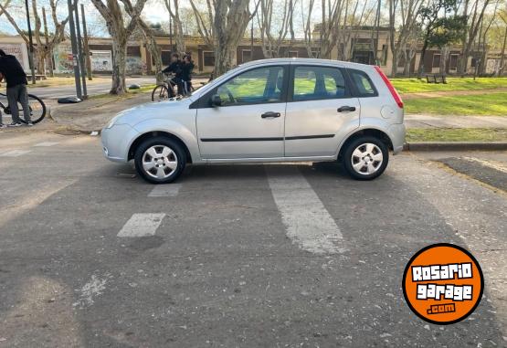 Autos - Ford Fiesta 2010 Nafta 212000Km - En Venta