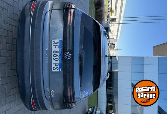 Autos - Volkswagen Nivus 2023 Nafta 42000Km - En Venta
