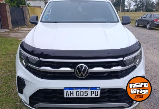 Camionetas - Volkswagen AMAROK TRENDLINE MT 2025 Diesel 2550Km - En Venta