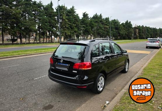 Autos - Volkswagen Suran 2017 GNC 122000Km - En Venta