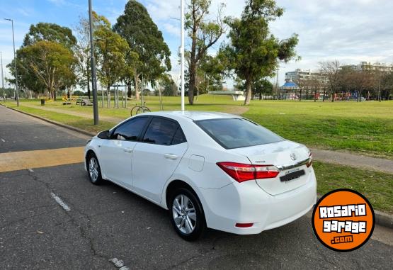 Autos - Toyota Corolla 2015 Nafta 81000Km - En Venta