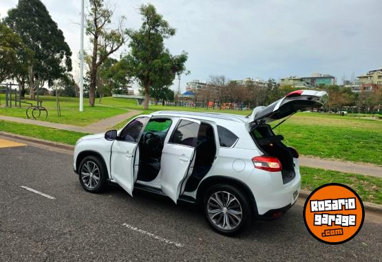 Autos - Peugeot 4008 2014 Nafta 94000Km - En Venta