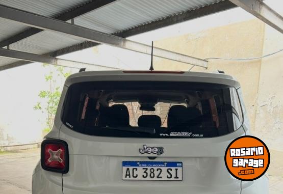 Autos - Chrysler Jeep renegade 2018 Nafta 109000Km - En Venta