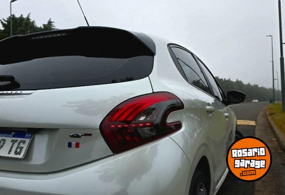 Autos - Peugeot 208 2018 Nafta 35000Km - En Venta