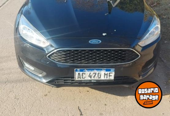 Autos - Ford Focus lll 4 puertas 2018 Nafta 160000Km - En Venta