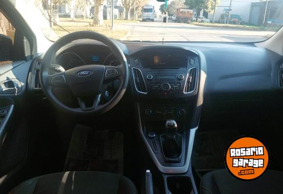Autos - Ford Focus lll 4 puertas 2018 Nafta 160000Km - En Venta