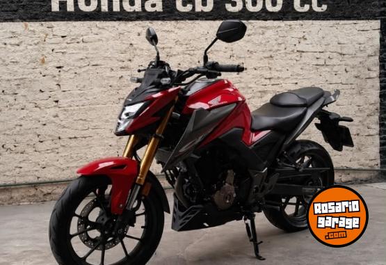 Motos - Honda Cb 300.cc 2023 Nafta 2900Km - En Venta