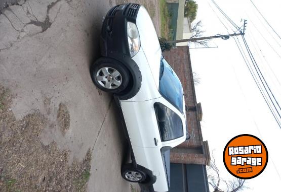 Utilitarios - Fiat Strada 2013 Nafta 98000Km - En Venta