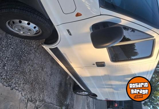 Utilitarios - Peugeot Boxer 2017 Diesel 155000Km - En Venta