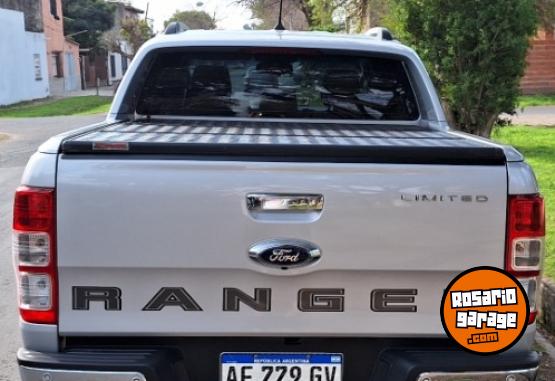 Camionetas - Ford Ranger  limited 2023 Diesel 55000Km - En Venta
