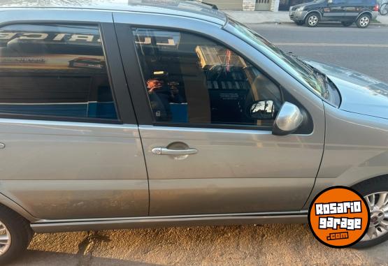 Autos - Fiat Siena 2017 Nafta 56700Km - En Venta