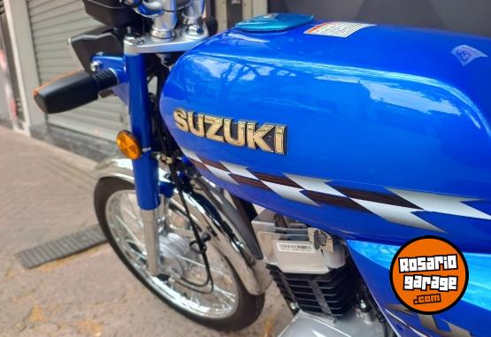 Motos - Suzuki Ax 100 2026 Nafta 450Km - En Venta