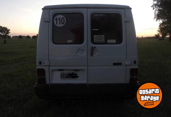 Utilitarios - Renault Trafic 1995 Diesel 315000Km - En Venta