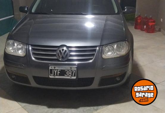 Autos - Volkswagen Bora 2011 Nafta 210000Km - En Venta