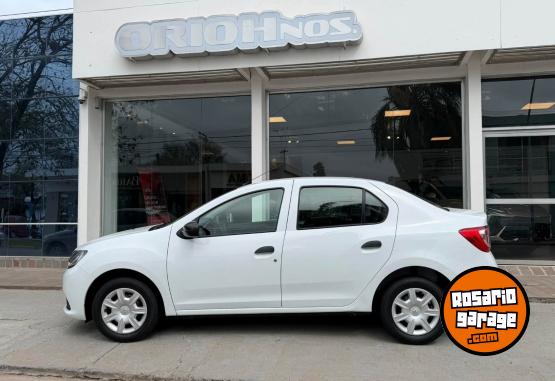Autos - Renault NUEVO LOGAN AUTHENTIQUE 2016 Nafta 132000Km - En Venta