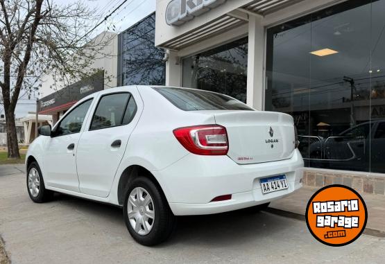 Autos - Renault NUEVO LOGAN AUTHENTIQUE 2016 Nafta 132000Km - En Venta