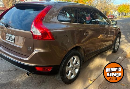 Camionetas - Volvo XC60 2012 Nafta 240000Km - En Venta