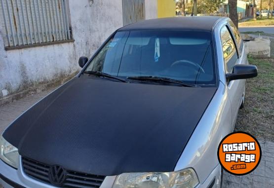 Autos - Volkswagen Gol 2004 Nafta 185000Km - En Venta