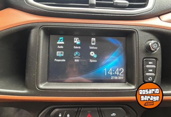 Autos - Chevrolet Onix activ 2017 Nafta 111000Km - En Venta