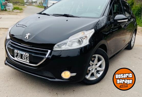 Autos - Peugeot 208 2015 GNC 126000Km - En Venta