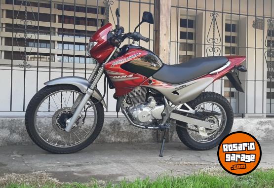 Motos - Honda Falcon 400 2013 Nafta 5500Km - En Venta