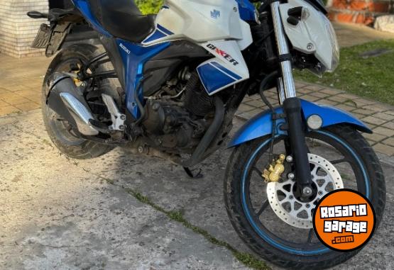 Motos - Suzuki Gixxer 150 2017 Nafta 30000Km - En Venta