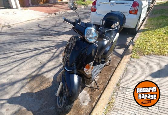 Motos - Kymco Like 125 2023 Nafta 22500Km - En Venta