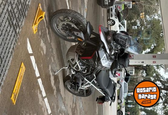 Motos - Triumph 900 GT pro 2026 Nafta 7000Km - En Venta