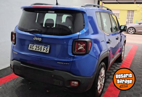 Camionetas - Chrysler Jeep renegade sport autom 2018 Nafta 160000Km - En Venta