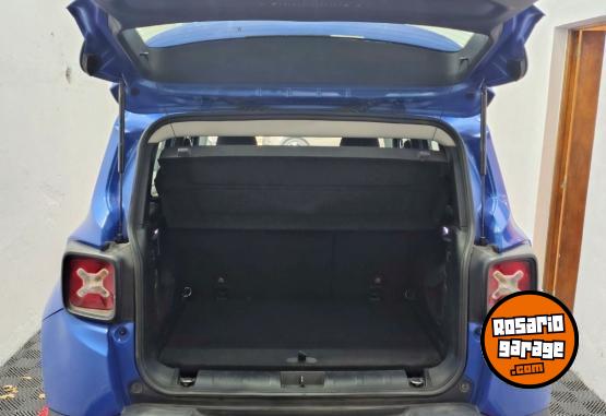 Camionetas - Chrysler Jeep renegade sport autom 2018 Nafta 160000Km - En Venta