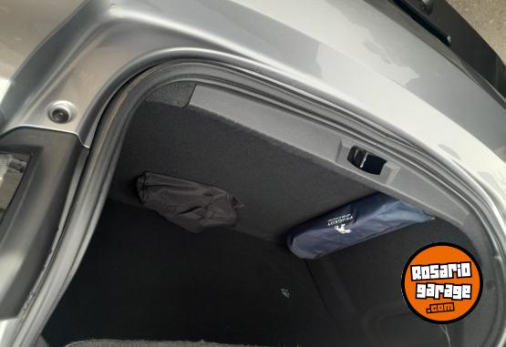 Autos - Peugeot 208 2024 Nafta 50000Km - En Venta