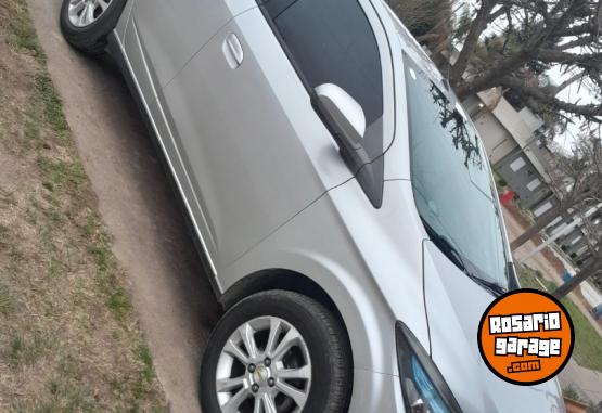 Autos - Chevrolet Prisma LTZ 2013 Nafta 141000Km - En Venta